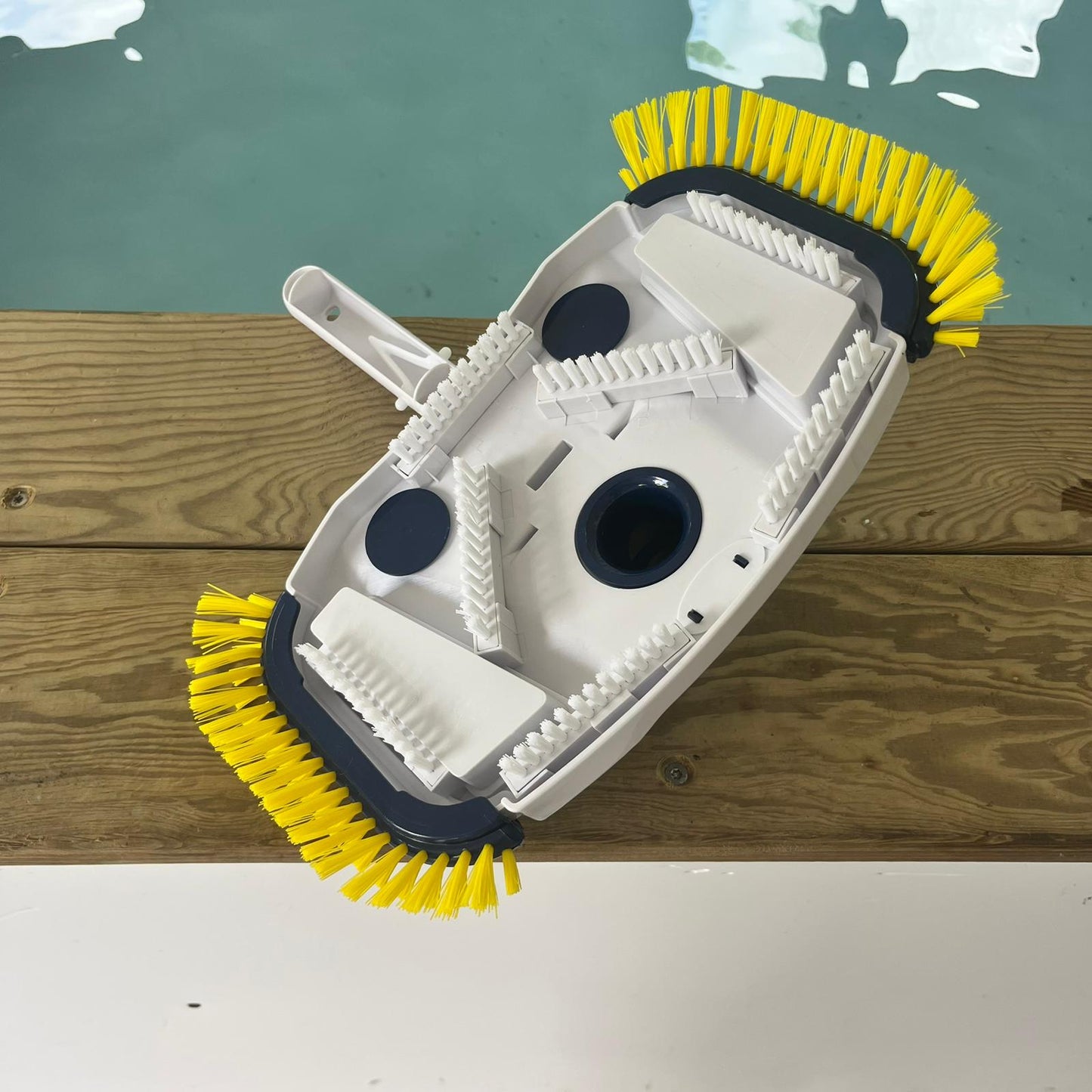 Balais de Liner à Valve - Koté Piscine - BlueDevil - Accessoires Piscines -